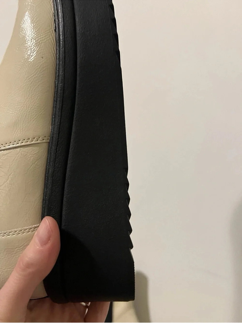 VAGABOND Tara Cream Patent Leather Chelsea Platform Boots US 41 10.5 11 G